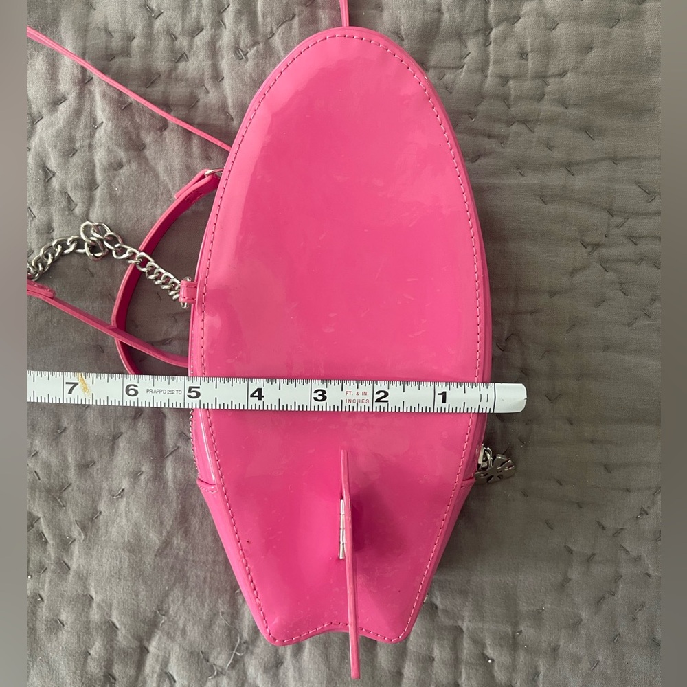 Betsey Johnson Surfs Up Pink Surfboard Crossbody Bag Zippered Silver Tropical - Picture 9 of 9